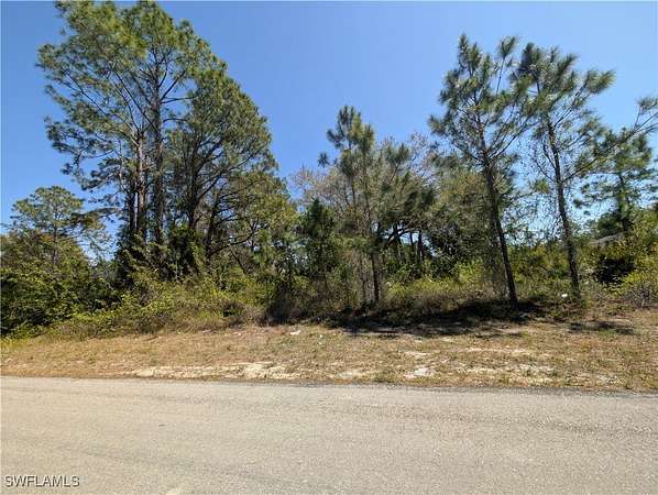 0.25 Acres of Residential Land for Sale in Lehigh Acres, Florida