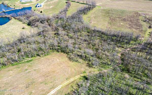 5 Acres of Land for Sale in Shelbyville, Kentucky