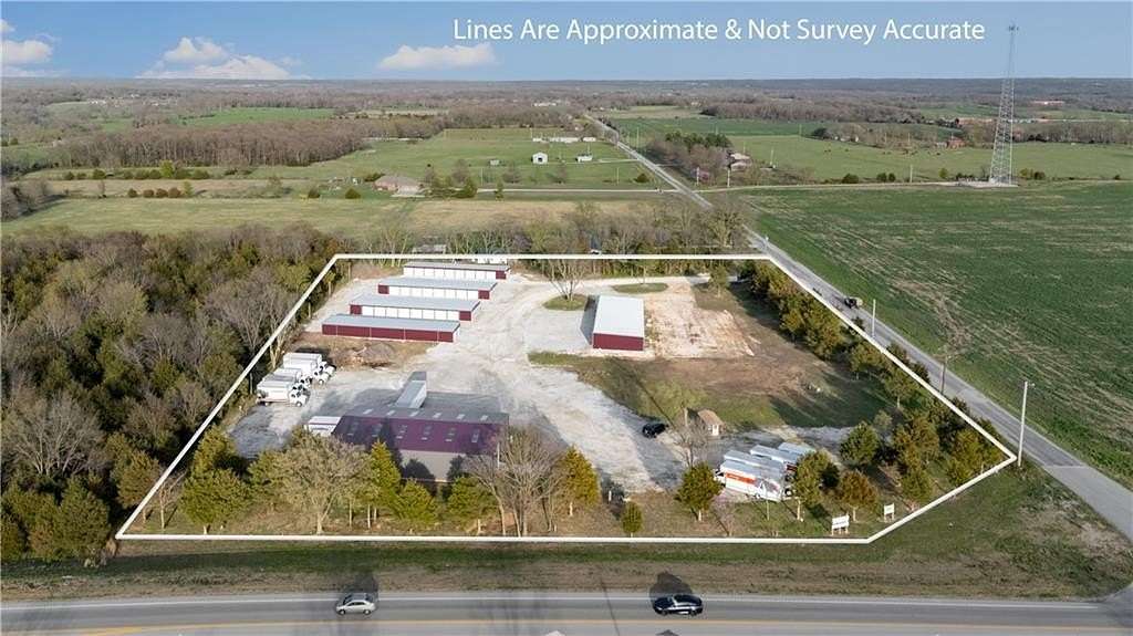 5.23 Acres of Improved Commercial Land for Sale in Cassville, Missouri