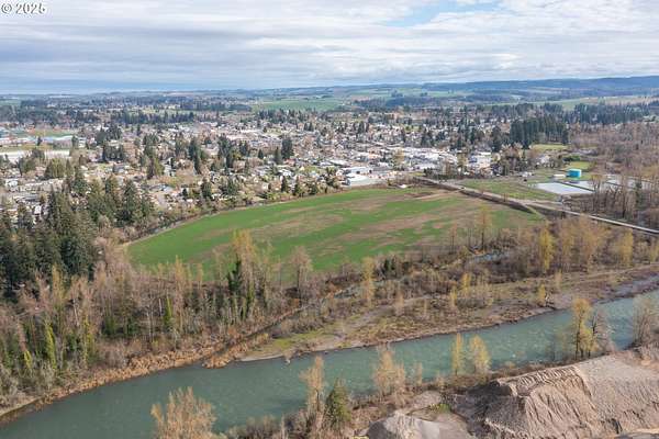 31 Acres of Land for Sale in Stayton, Oregon