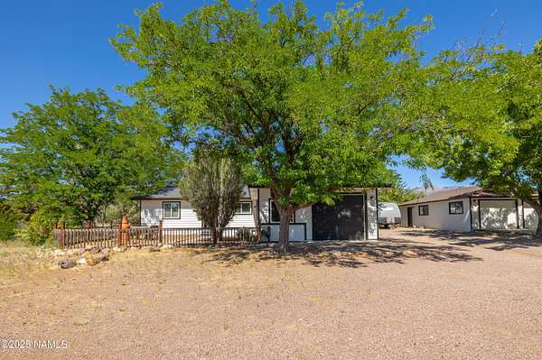 2.53 Acres of Residential Land with Home for Sale in Flagstaff, Arizona