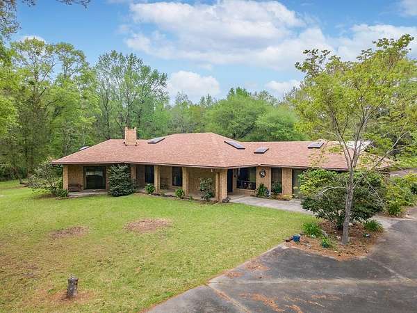 5 Acres of Land with Home for Sale in Pineland, Texas