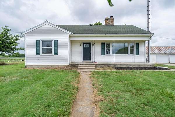 8.46 Acres of Land with Home for Sale in Washington Court House, Ohio