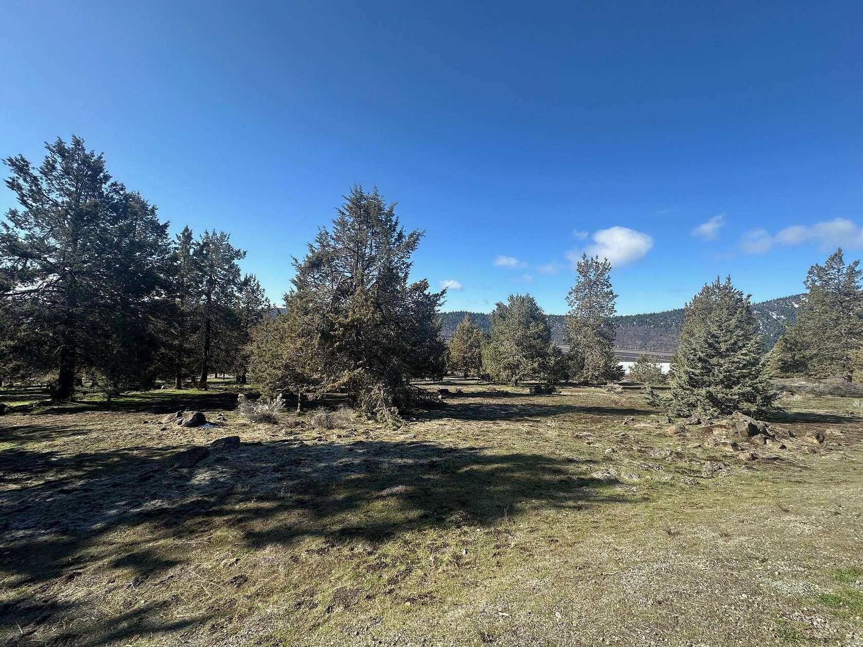 0.77 Acres of Residential Land for Sale in Klamath Falls, Oregon