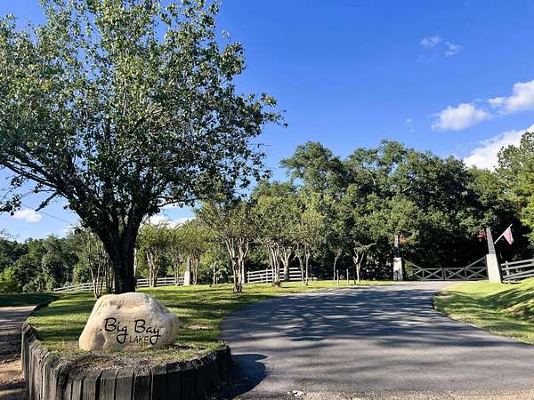 1.3 Acres of Residential Land for Sale in Lumberton, Mississippi