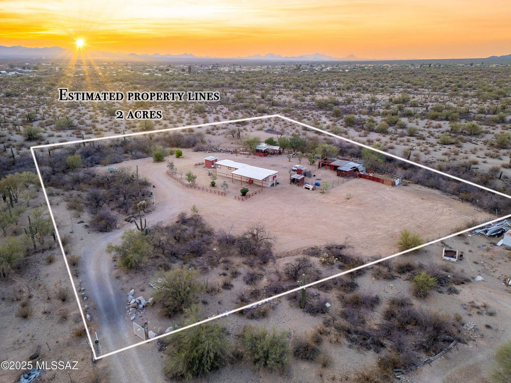 2 Acres of Residential Land with Home for Sale in Tucson, Arizona