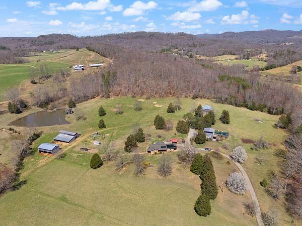 54.8 Acres of Land with Home for Sale in Williamsburg, Kentucky