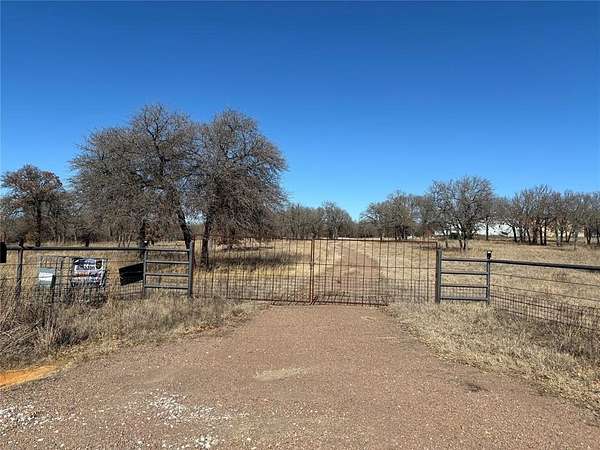 30 Acres of Recreational Land with Home for Sale in Elmore City, Oklahoma
