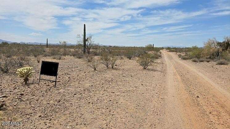 5 Acres of Residential Land for Sale in Wickenburg, Arizona