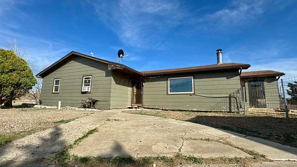 5.1 Acres of Residential Land with Home for Sale in Amarillo, Texas