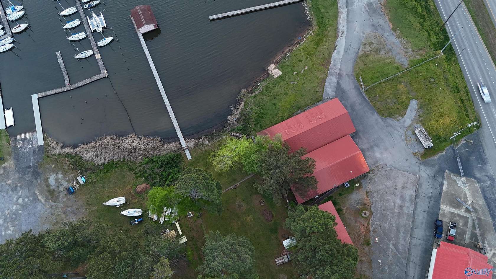 0.5 Acres of Land for Sale in Guntersville, Alabama