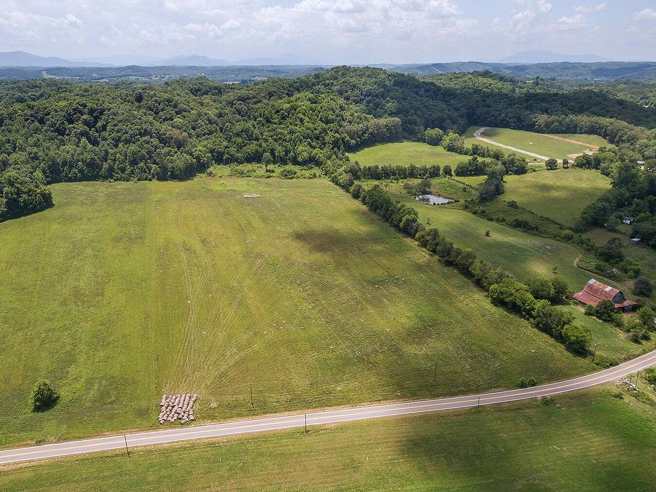 18.6 Acres of Land for Sale in Greeneville, Tennessee