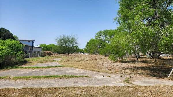 0.5 Acres of Land for Sale in Kingsville, Texas