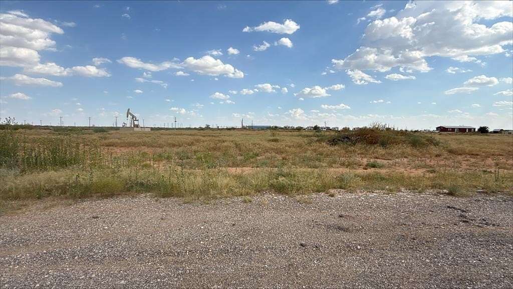 1 Acre of Residential Land for Sale in Gardendale, Texas