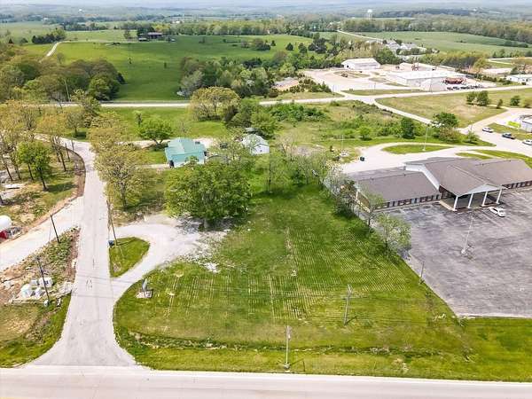 1 Acre of Commercial Land for Sale in Houston, Missouri
