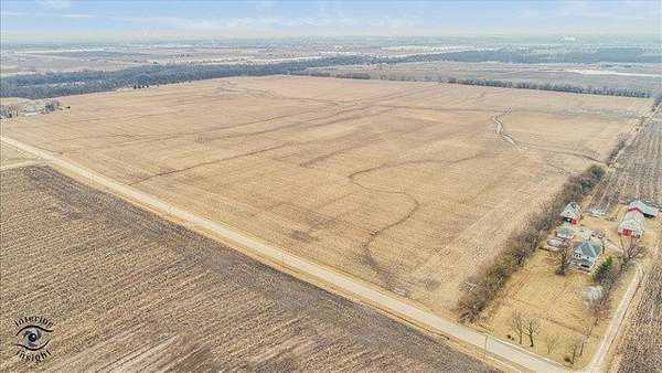 194 Acres of Agricultural Land for Sale in Minooka, Illinois