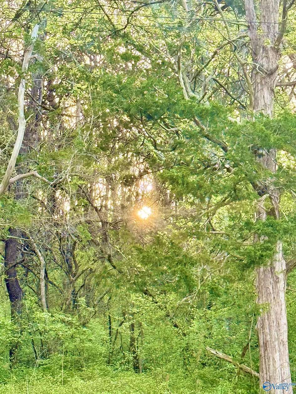 5 Acres of Land for Sale in Decatur, Alabama