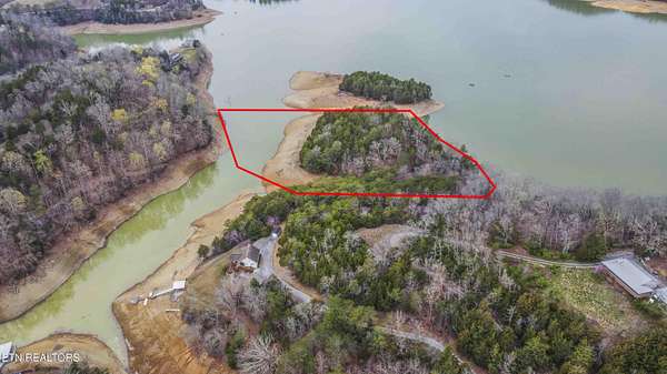 7 Acres of Land for Sale in Dandridge, Tennessee