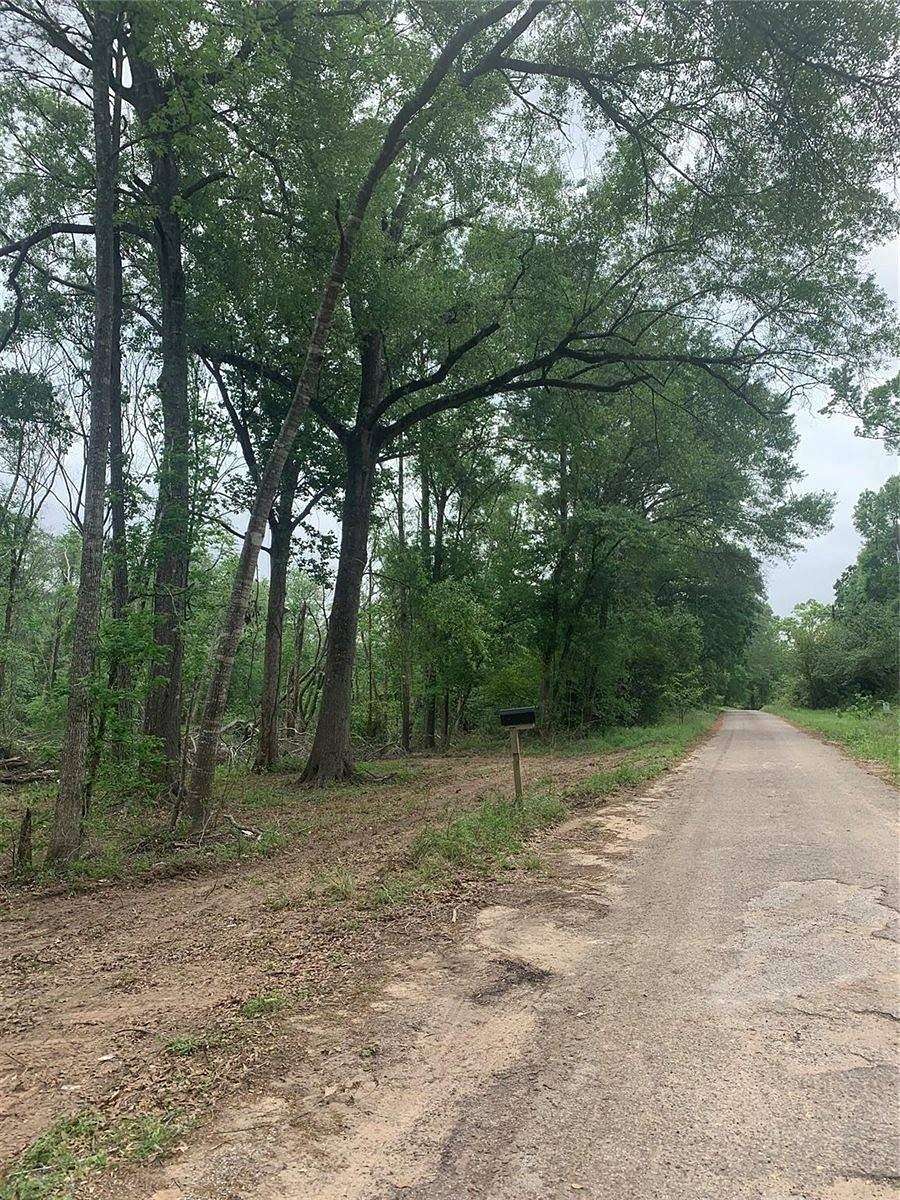 7 Acres of Residential Land for Sale in Splendora, Texas