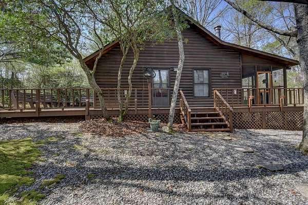 2 Acres of Land with Home for Sale in Cleveland, Georgia