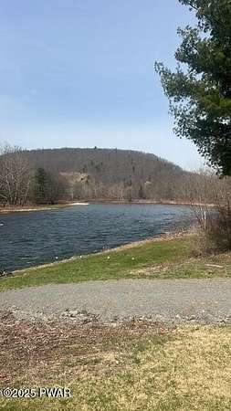 2.79 Acres of Commercial Land for Sale in Hancock, New York