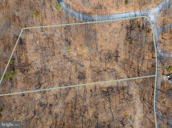 3 Acres of Residential Land for Sale in Mount Jackson, Virginia