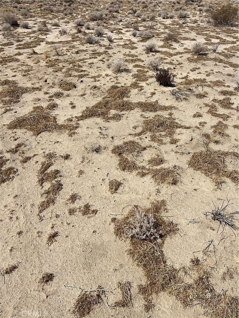 10 Acres of Land for Sale in Adelanto, California