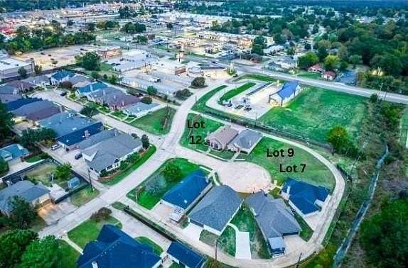 0.17 Acres of Residential Land for Sale in Paris, Texas