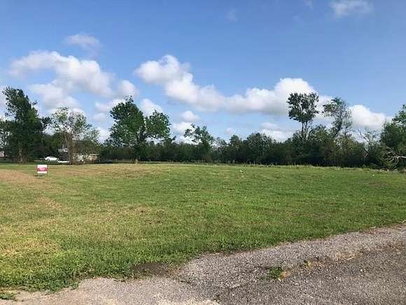 0.44 Acres of Land for Sale in Raceland, Louisiana