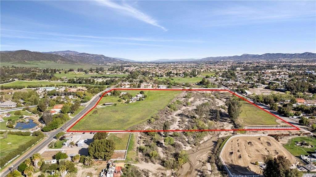 33.8 Acres of Land with Home for Sale in Murrieta, California