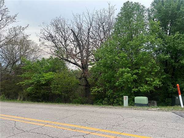 0.24 Acres of Commercial Land for Sale in Holiday Island, Arkansas