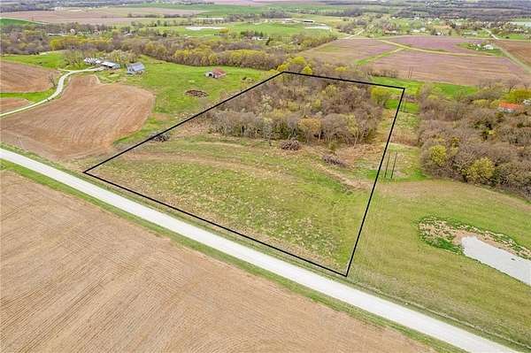 10 Acres of Recreational Land for Sale in Odessa, Missouri