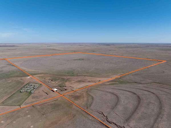 813 Acres of Recreational Land & Farm for Sale in Follett, Texas