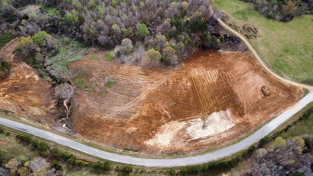 5 Acres of Residential Land for Sale in Waterford, Mississippi