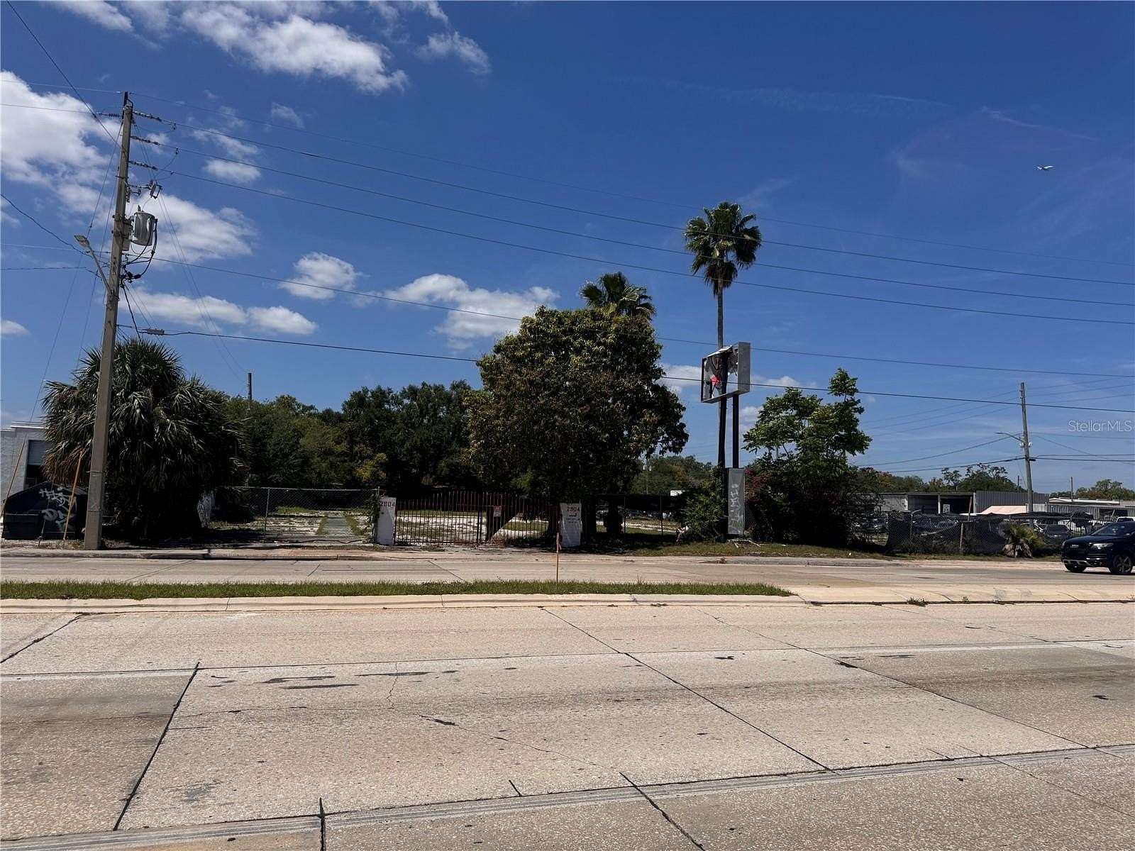0.93 Acres of Commercial Land for Sale in Orlando, Florida