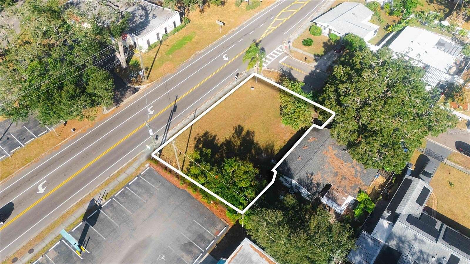 0.1 Acres of Land for Sale in Brandon, Florida