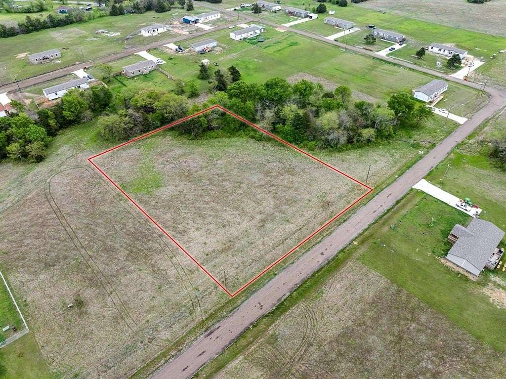 1.58 Acres of Residential Land for Sale in Bonham, Texas