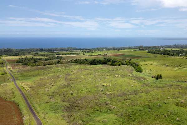 25.2 Acres of Recreational Land for Sale in Pepeekeo, Hawaii