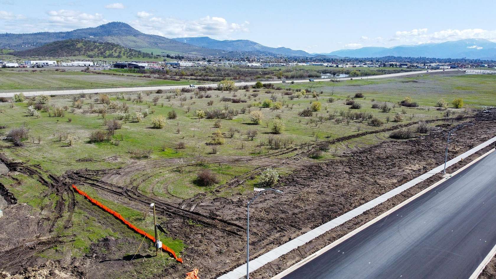 8.86 Acres of Commercial Land for Sale in Medford, Oregon