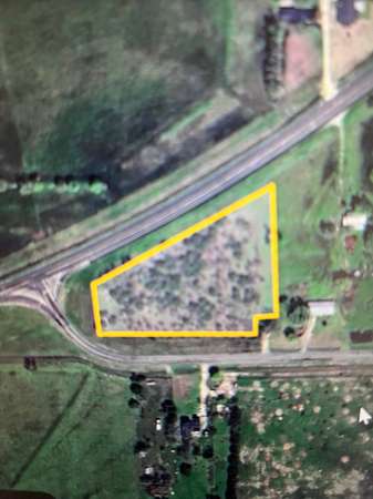 2.89 Acres of Commercial Land for Sale in Greenville, Texas