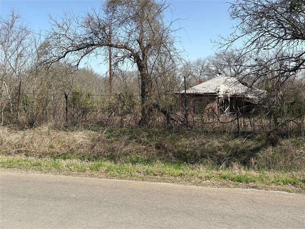 1.15 Acres of Land for Sale in Milford, Texas