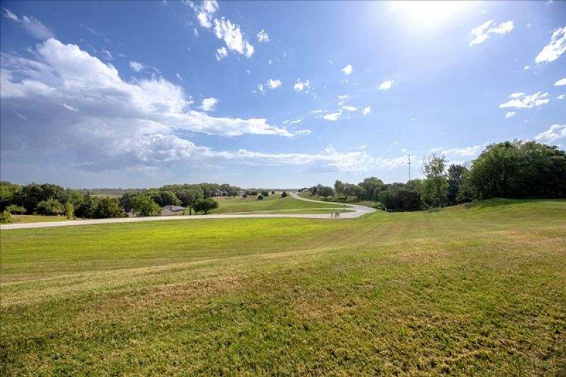 1.35 Acres of Residential Land for Sale in Glenwood, Iowa