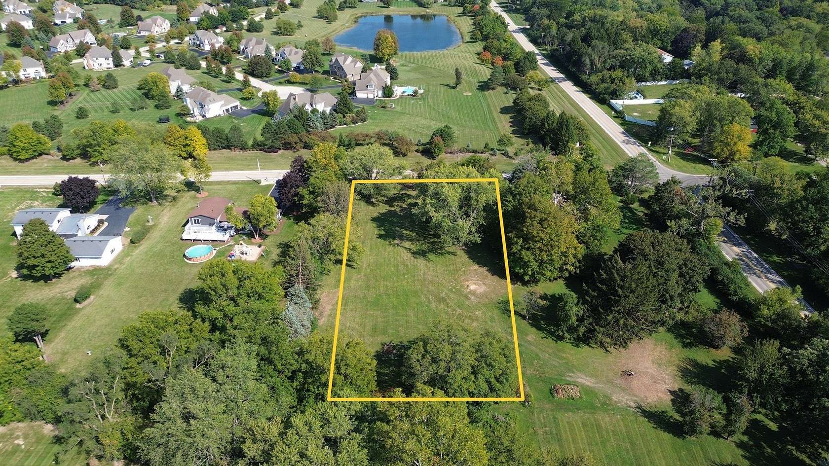 1 Acre of Residential Land for Sale in Cary, Illinois