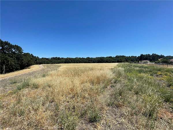 23.8 Acres of Land for Sale in Templeton, California