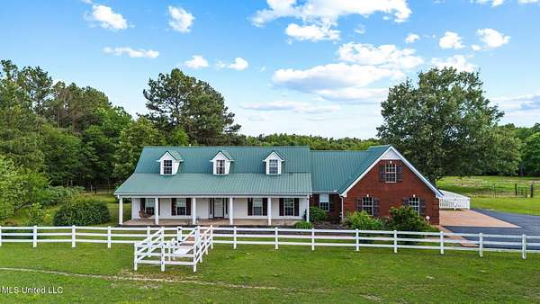 12.8 Acres of Land with Home for Sale in Hernando, Mississippi