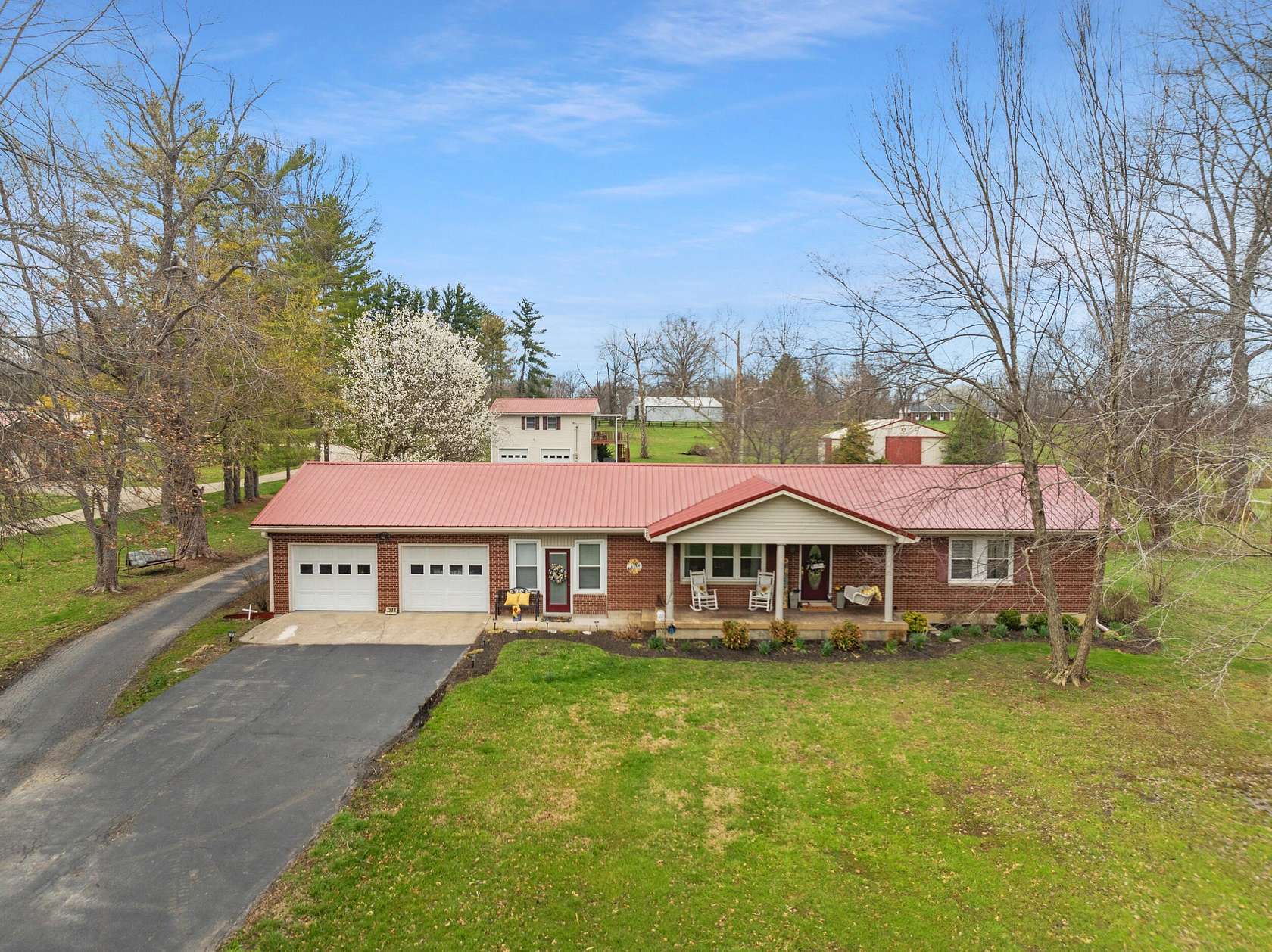 2.89 Acres of Residential Land with Home for Sale in Lawrenceburg, Kentucky