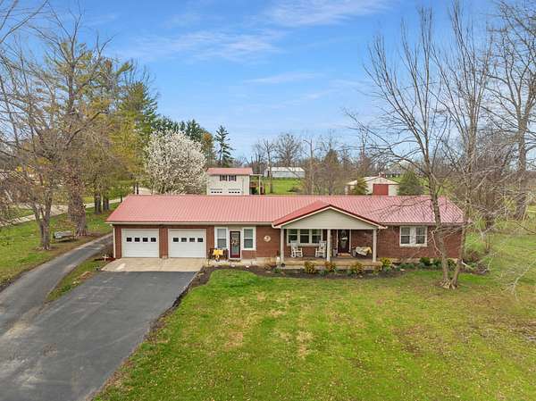 2.89 Acres of Residential Land with Home for Sale in Lawrenceburg, Kentucky