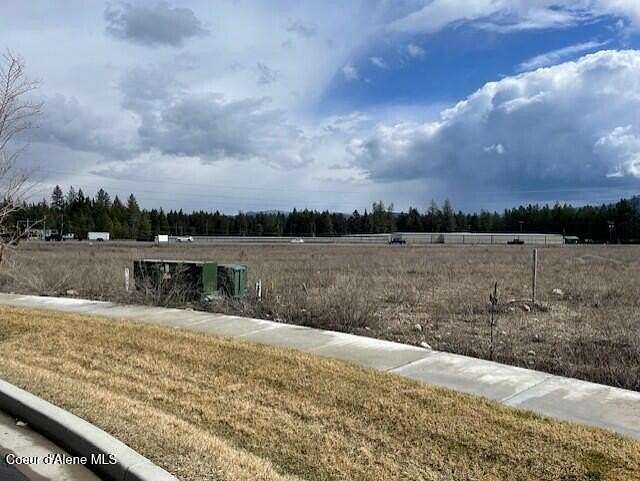 6 Acres of Commercial Land for Sale in Hayden, Idaho