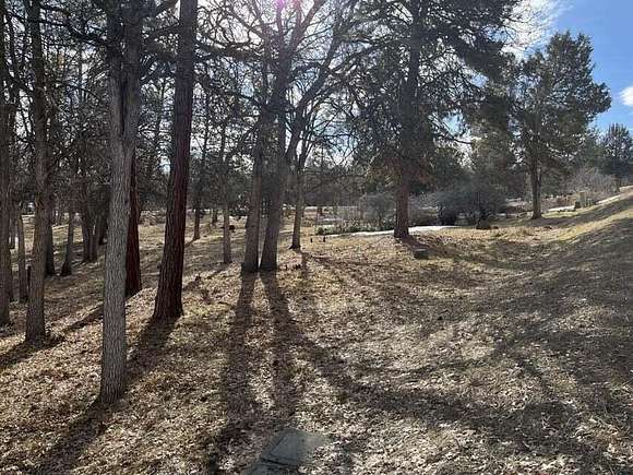 0.37 Acres of Residential Land for Sale in Klamath Falls, Oregon