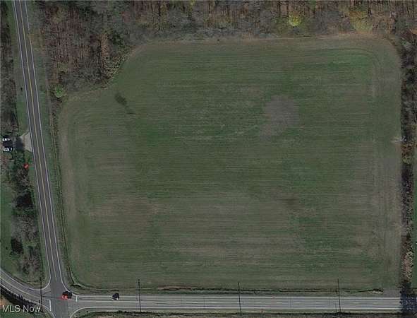 10 Acres of Residential Land for Sale in Chardon, Ohio